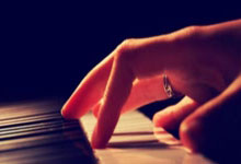 星空体育：恩比德乔治狂打铁76人负魔术 老鹰送奇才7连败.